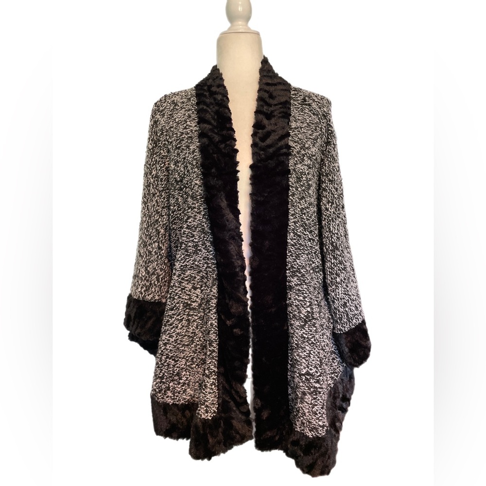 NWOT JM Collection black/white cape jacket cardigan size L/XL